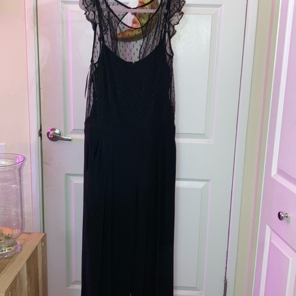 Wide leg jumpsuit